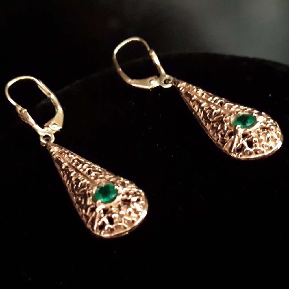 OOAK 14K Gold and Emerald Earrings - Picture 11 of 11